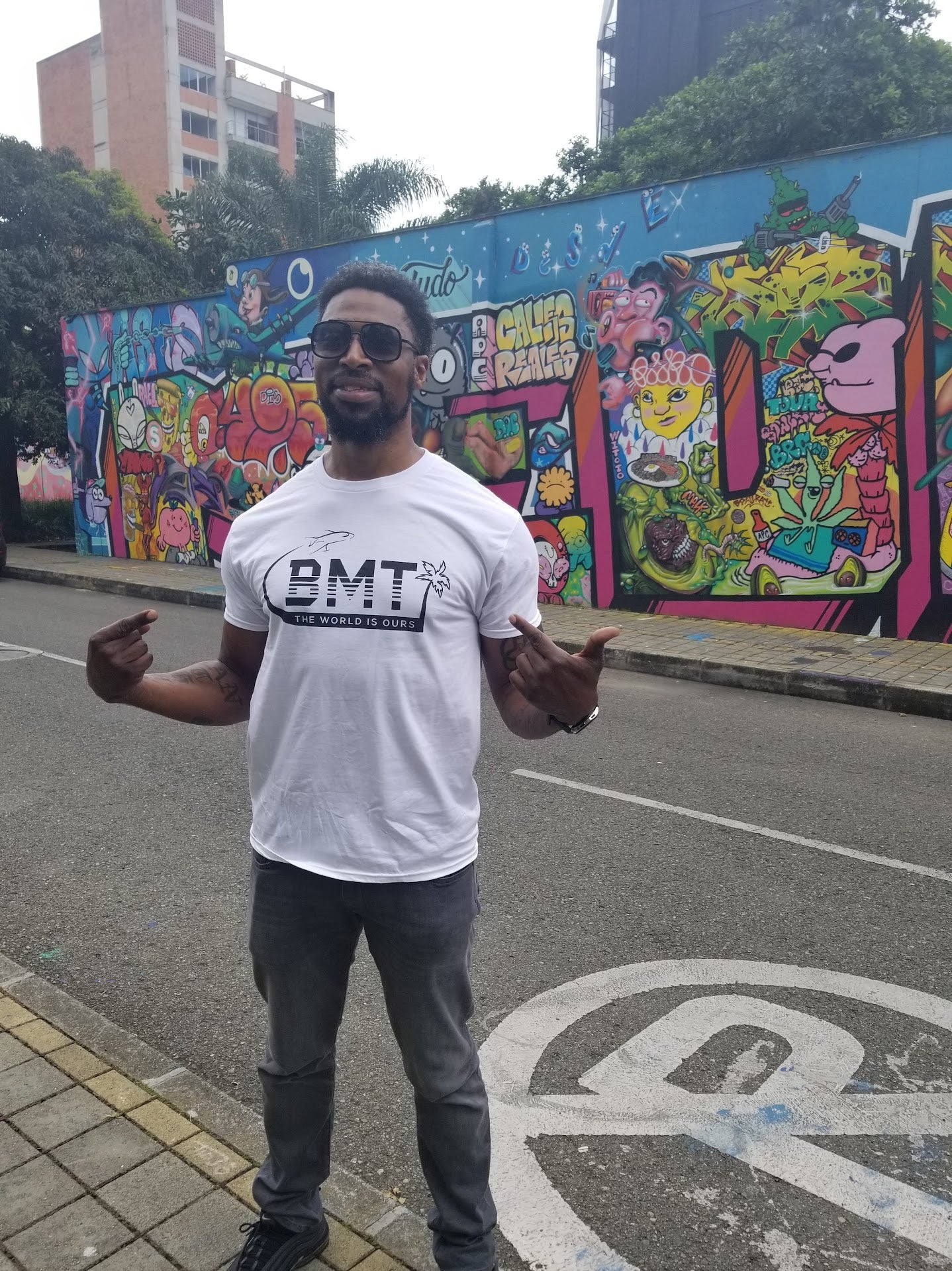 BMT 'The World Is Ours' Graphic T‑Shirt